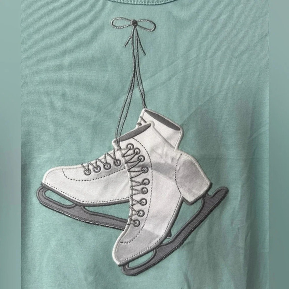 Gymboree Ice Figure Skates Shirt & Snowflake Leggings Matching Set | Size 10 - Picture 2 of 11